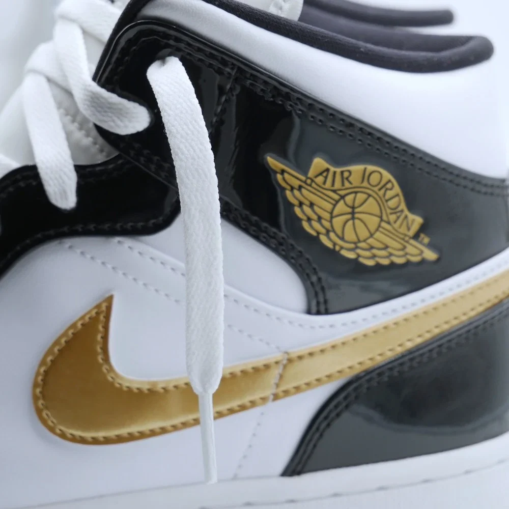 Jordan 1 Mid Patent SE 